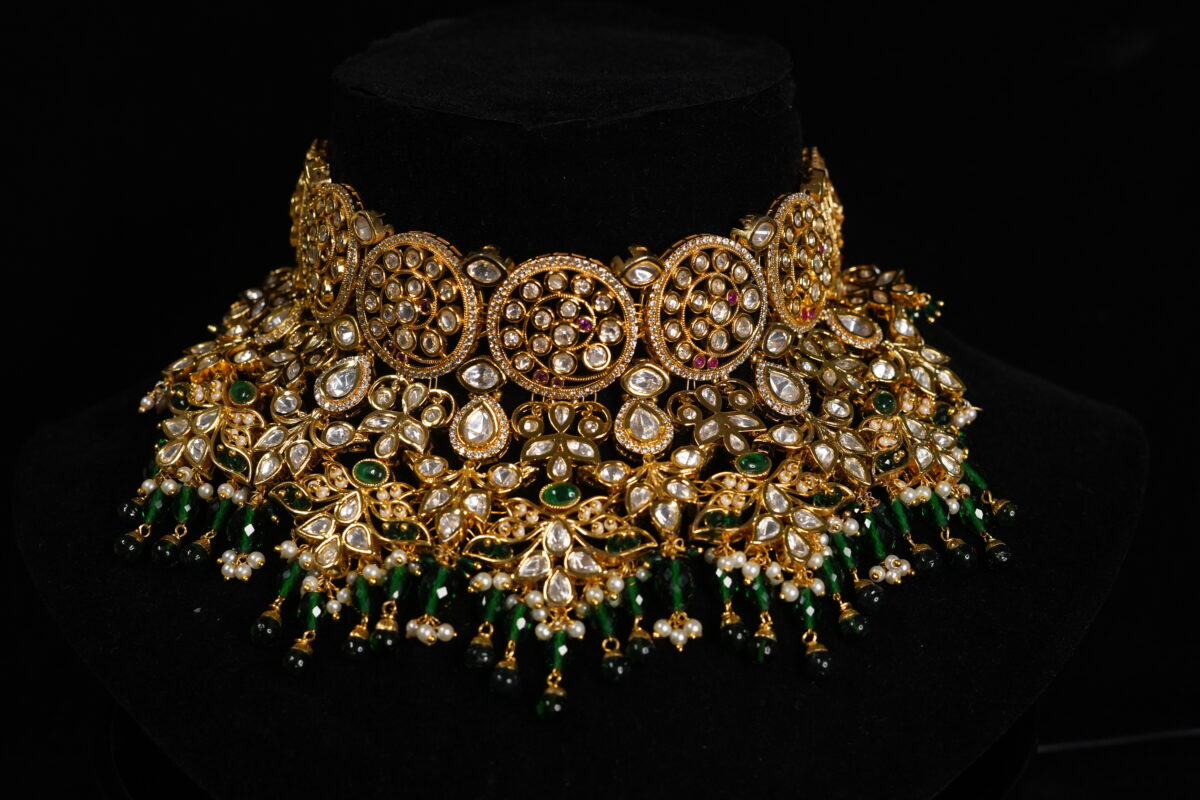 Glaring Green Antique Necklace Set