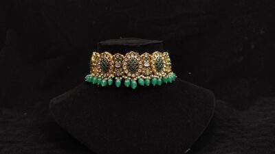 Green Webstone Choker Necklace Set
