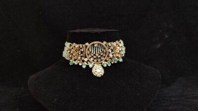 Regal Circle Pendant with Hydrogreen Pearl Choker Set