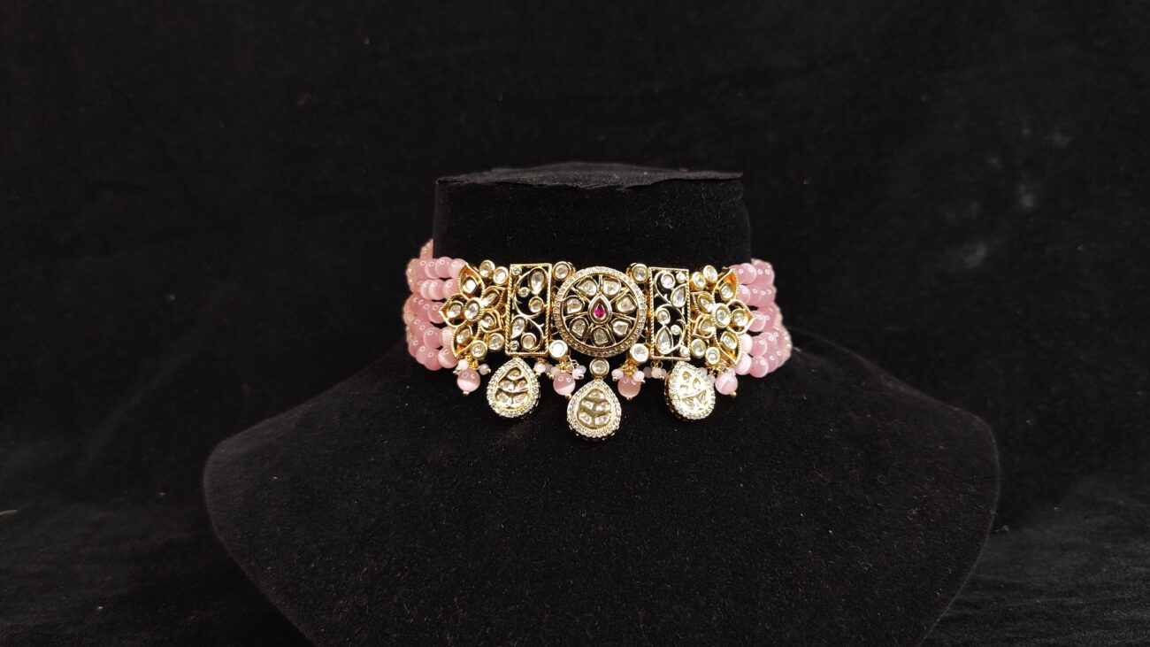 Beautiful Flower Pink Choker Necklace Set