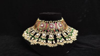 Queen look Pink & Green Kundan Choker Necklace