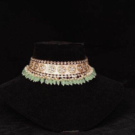 Alluring Green Choker Necklace Set with earrings