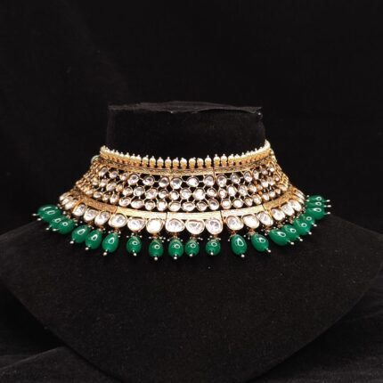 Green drops over Uncut-Glass Antique Necklace Set