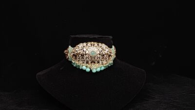 Glamorous Mint Green Royal Look Neck Choker Set