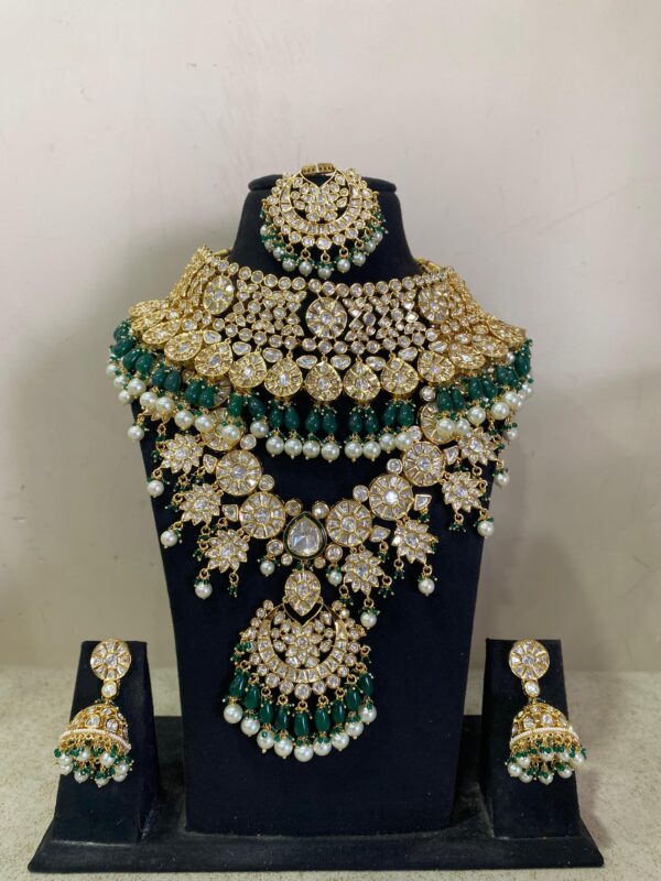 bridal jewellery set with Jewels Rent Mumbai